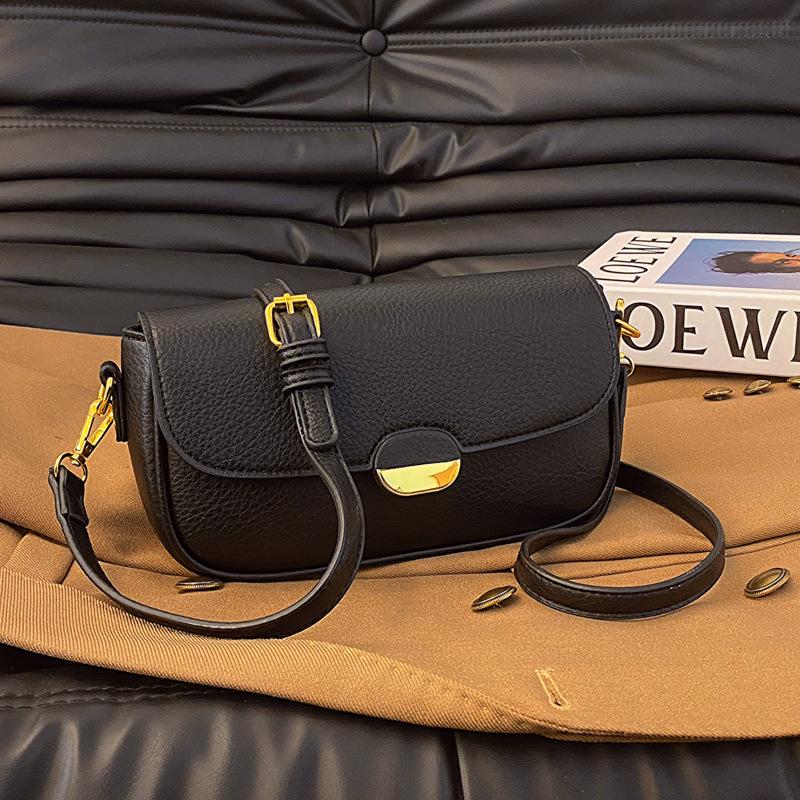 Underarm bag women's new texture women's casual shoulder messenger bag solid color fashion small square bag