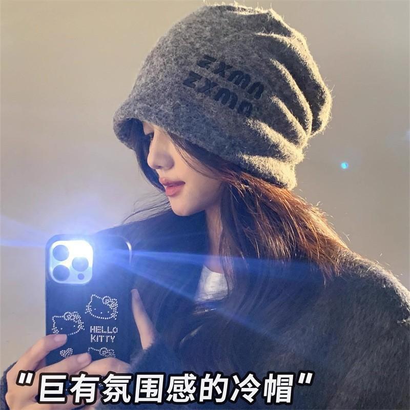 Womens Warm Knit Beanie Hat With Letter Print Foldable Winter Headwear Cold Weather Ear Protection Slimming Face Effect
