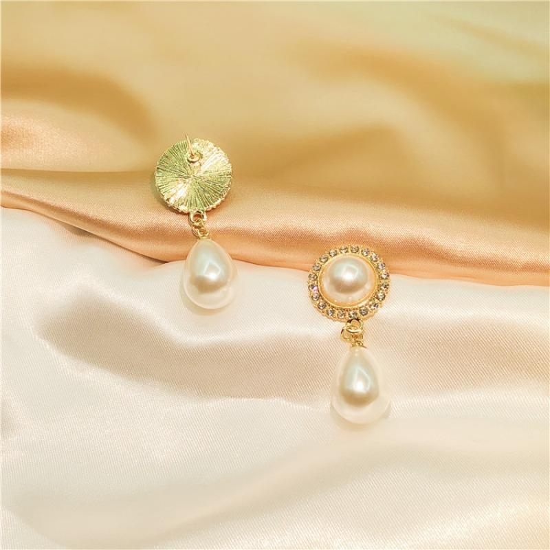 Damen Mädchen Elegante Trendige Wassertropfen Perlenohrringe Einfache Funkelnde Diamantohrringe Temperament Ohrringe