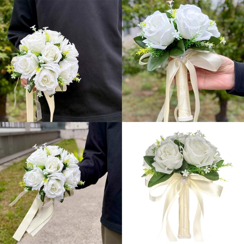 Brautstrauß Handgefertigt Hochzeitsdekoration Blumenkombination Rosenstrauß für eine elegante Jubiläumsfeier
