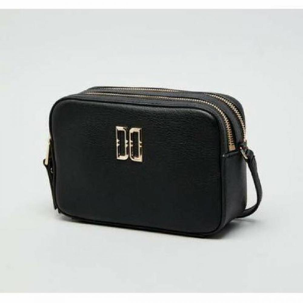 

Daks Mini Crossbody Bag Black Gold Logo Dcwa1f069bk Single option