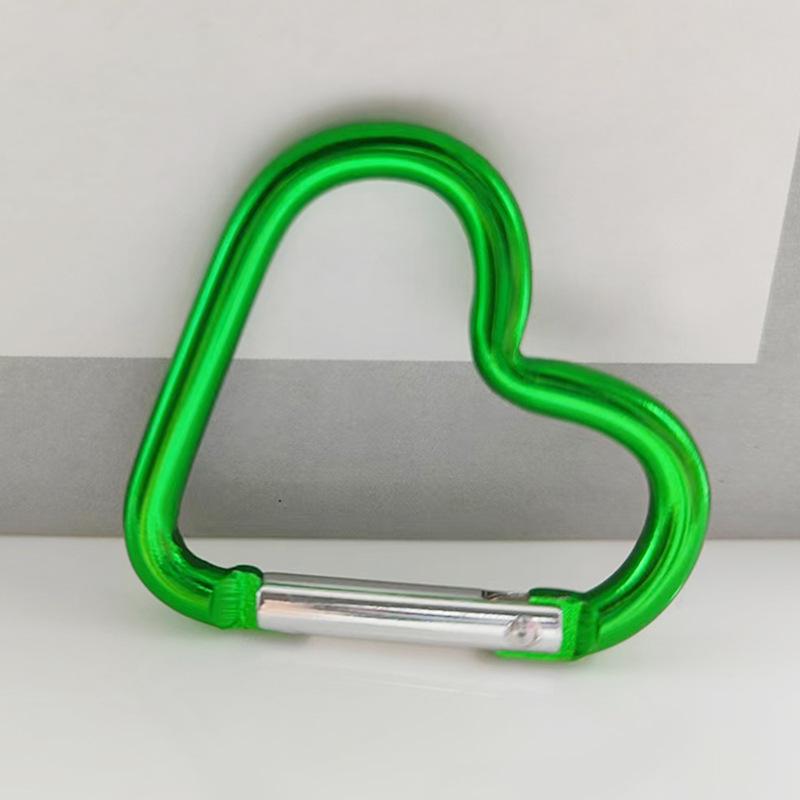 Heart-Shaped Multicolor Aluminum Carabiner: Lightweight Quick-Release Keychain for Outdoor Backpacks