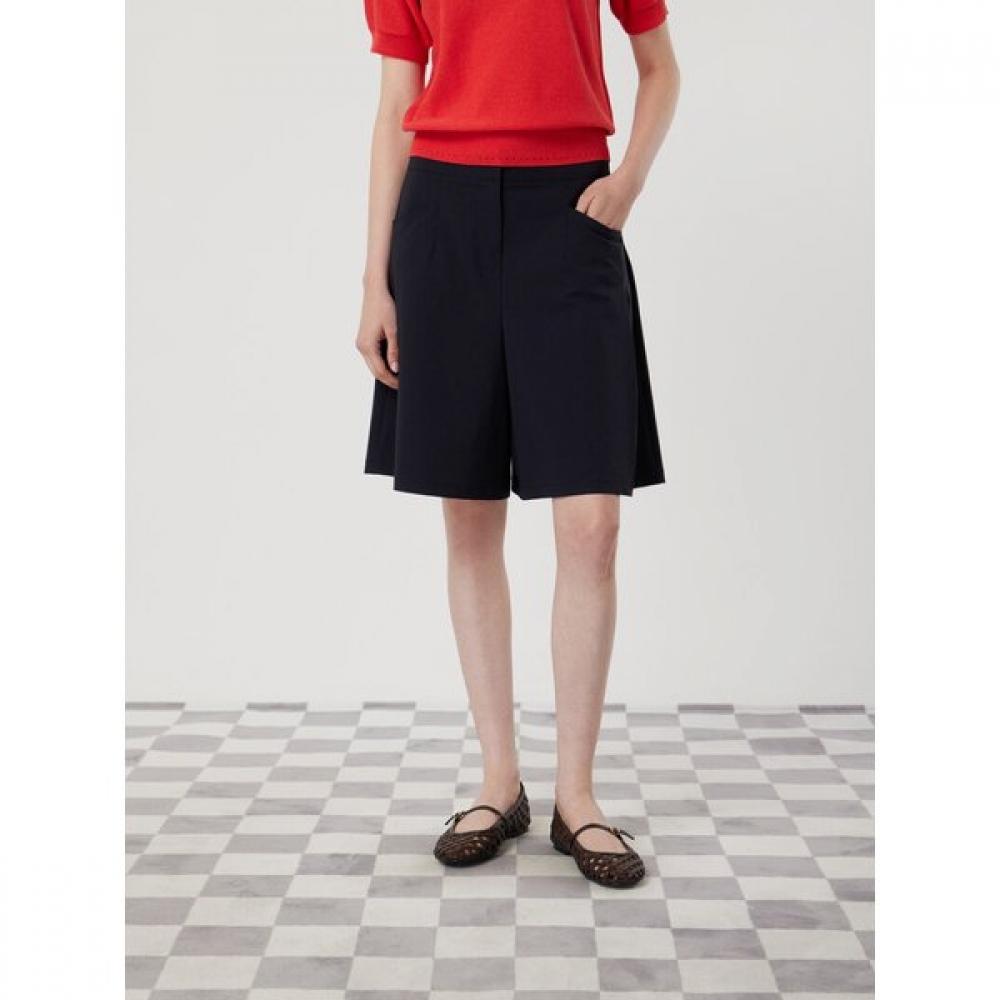 

Cc Collect Tuck Pleats Bermuda Pants C252msa059 BE (beige)/66