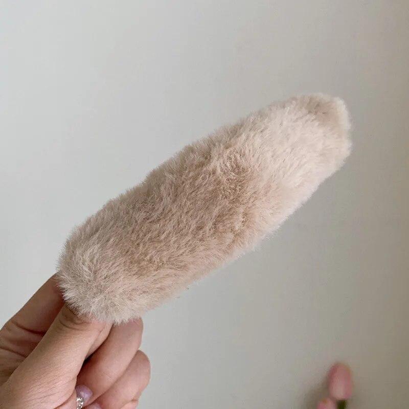 New Vintage Plush Flower Hair Clips Sweet Hair Crab Barrettes Trendy Large Hairgrip Hairpins For Women Hair Accessories Headwear