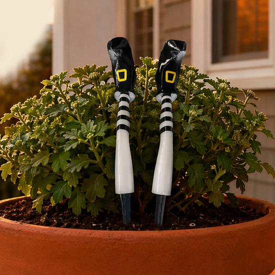 huaqianguhh 1 Pair Witch Legs Planter Decorations, Plastic Leg Insert Ornaments, Halloween Flower Pot Decoration for Outdoor Indoor Potted Plants