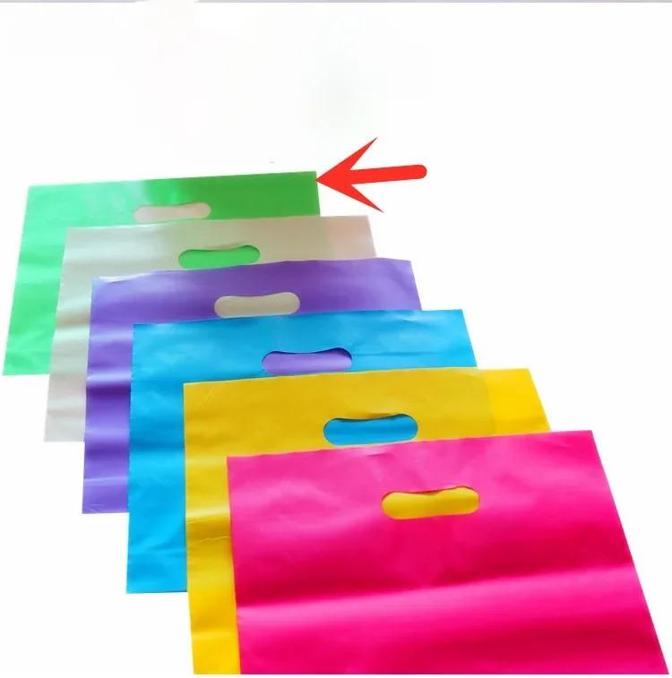 

50 шт. Цветные Красивые Пластиковые Пакеты для Покупок с Ручками Персональные Общие для Одежды Подарочная Упаковочная Сумка Удобный Мешочек 26x22x6cm зелёный