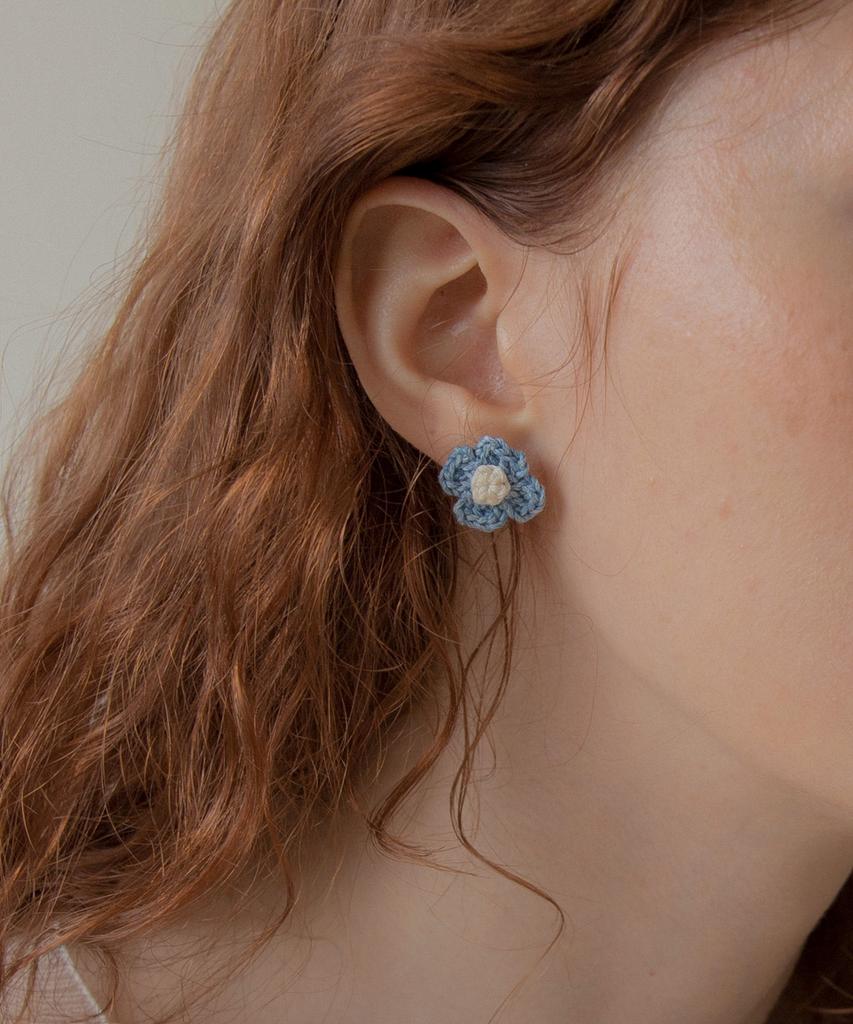 Merrymotive Vintage Knit Flower Earring (Denim)