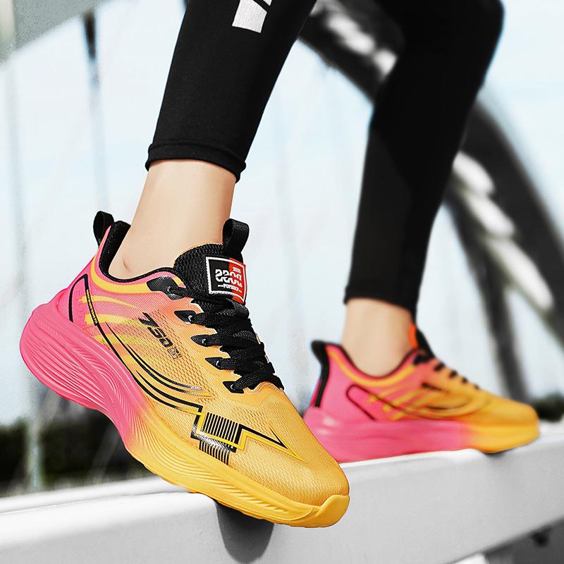 Summer running shoes men's lightweight running shoes sneakers shock-absorbing couple 2025 mesh sneakers women's breathable new models