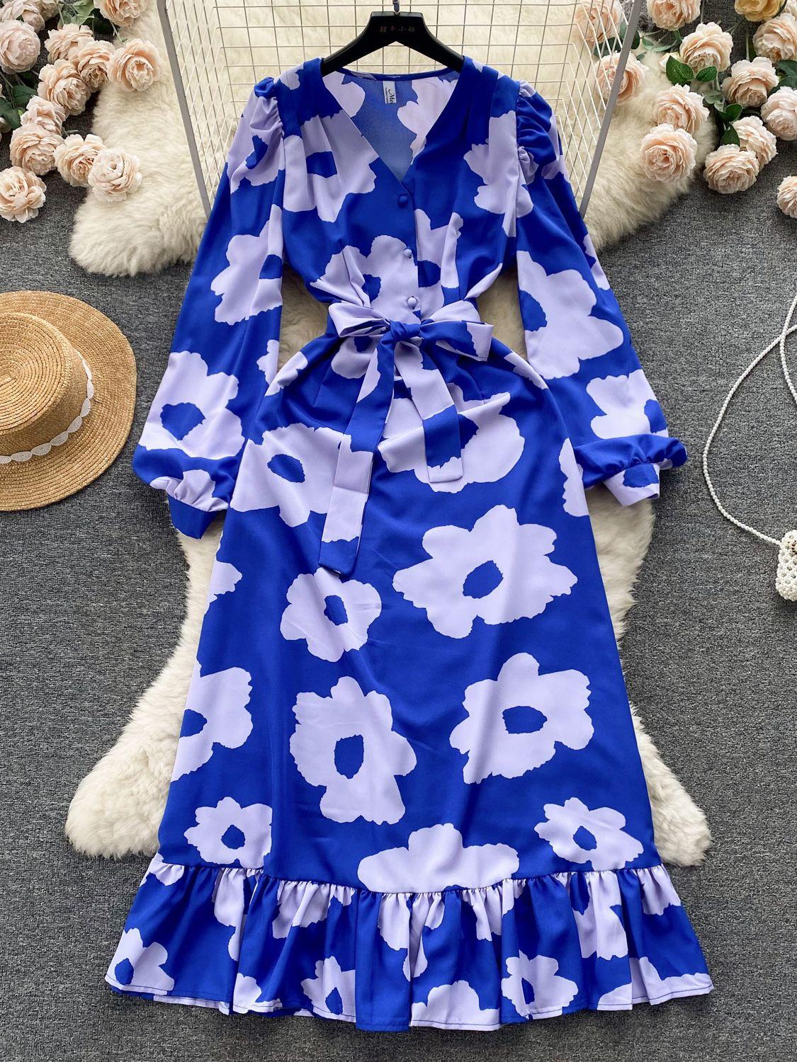 Модное женское платье с цветочным принтом — фото 22