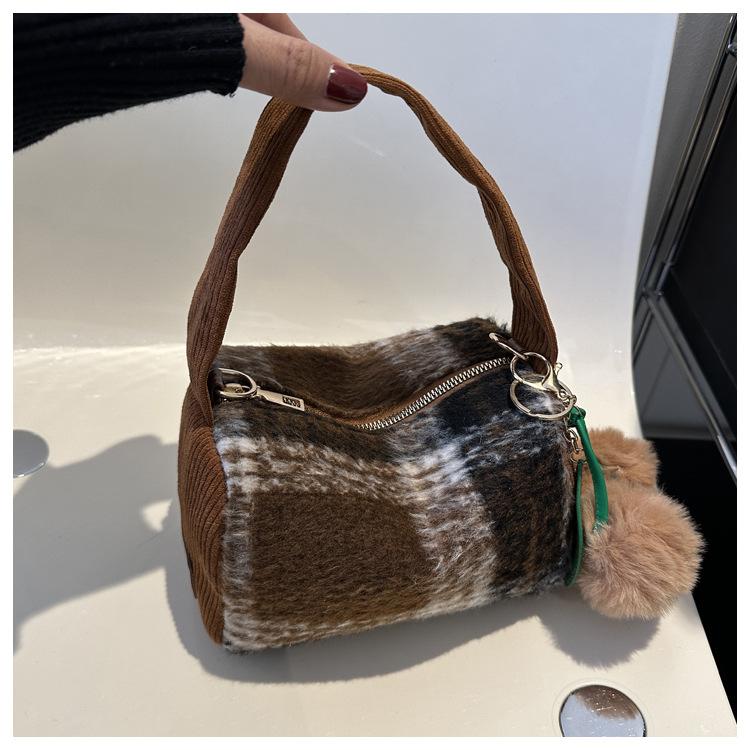 Winter Plaid, Winter Fashion 2025 New Woolen Plaid Single Shoulder Crossbody Pillow Handbag