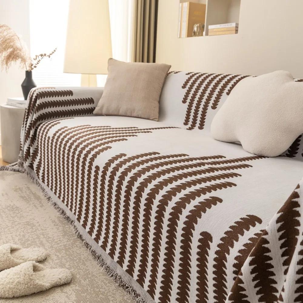 Universal Sectional Anti-cat Scratch Sofa Cover Soft Chenille Embroidered Sofa Towel Anti-slip Couch Cover for Living Room