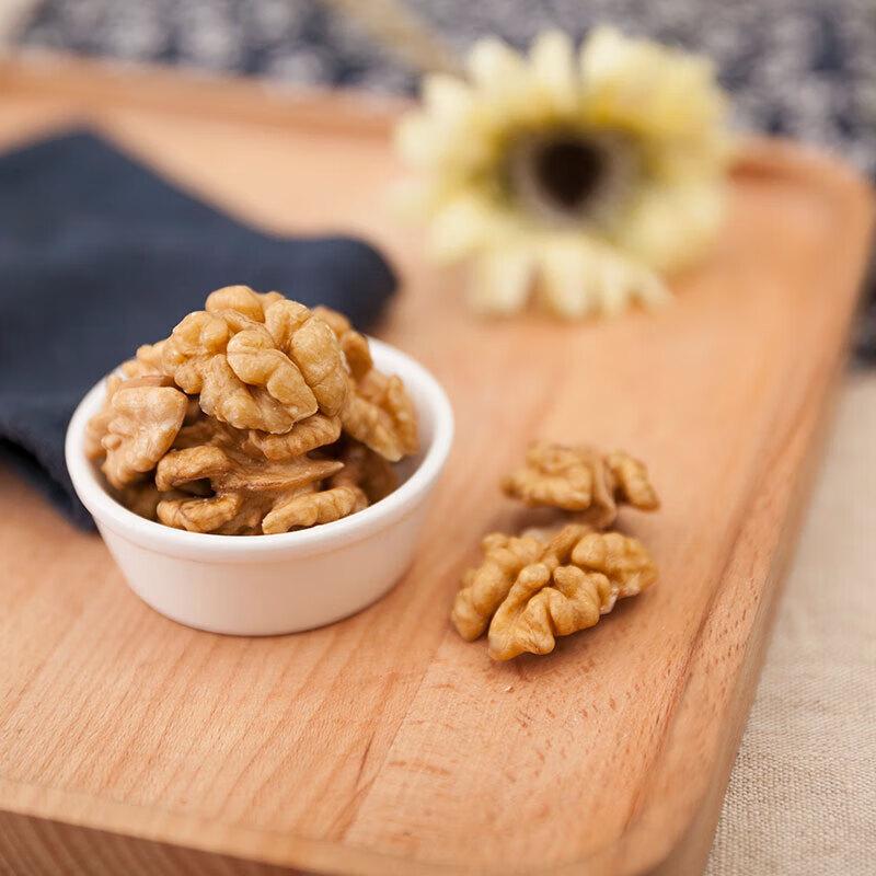 Yao Sheng Ji Xinjiang Large Walnut Kernels