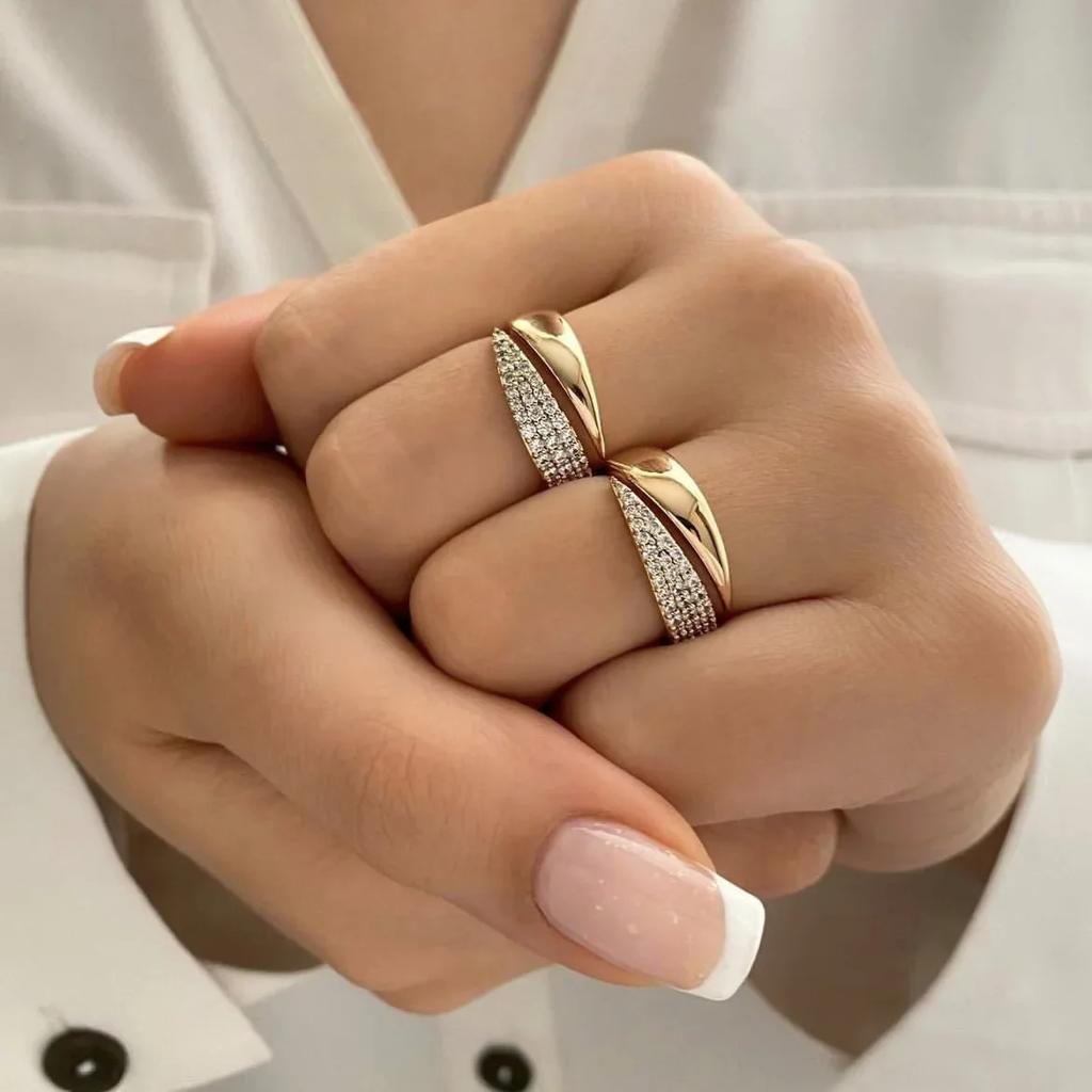 Nwe Stainless Steel 18 K Gold Plated Sun Rings for Women Natural Stone Inlaid In Hollow Metal Texture Ring Trendy Jewelry