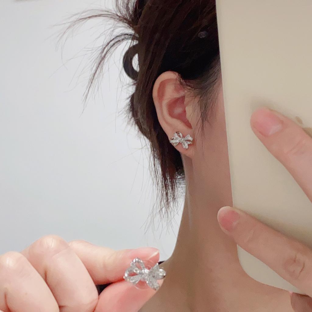 Bow Shaped Earrings with Diamond Inlay and Silver Plating, Personalized and Fashionable Earrings, 1:1 Quality