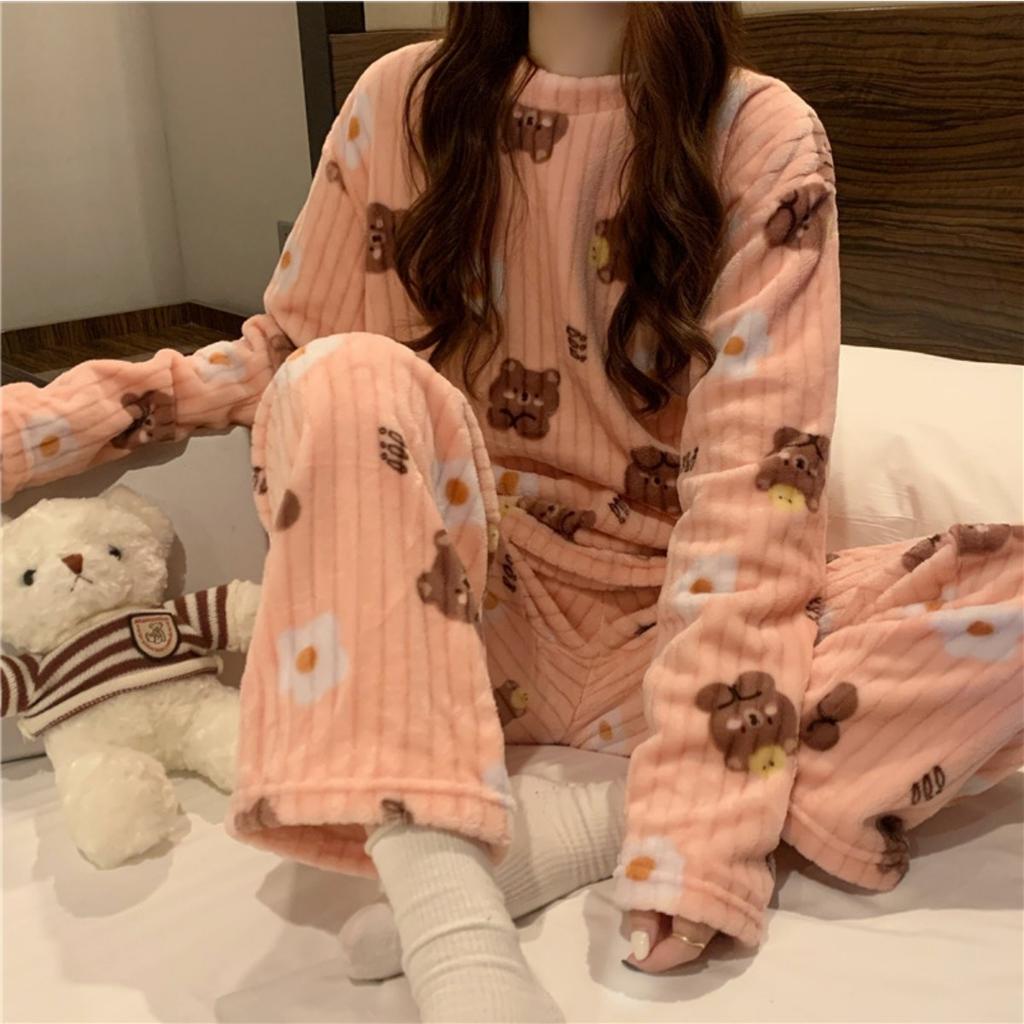 Autumn and Winter Coral Fleece Pajamas for Women, Thick and Warm Flannel Long Home Wear, Fashionable Plus Size Cardigan Set