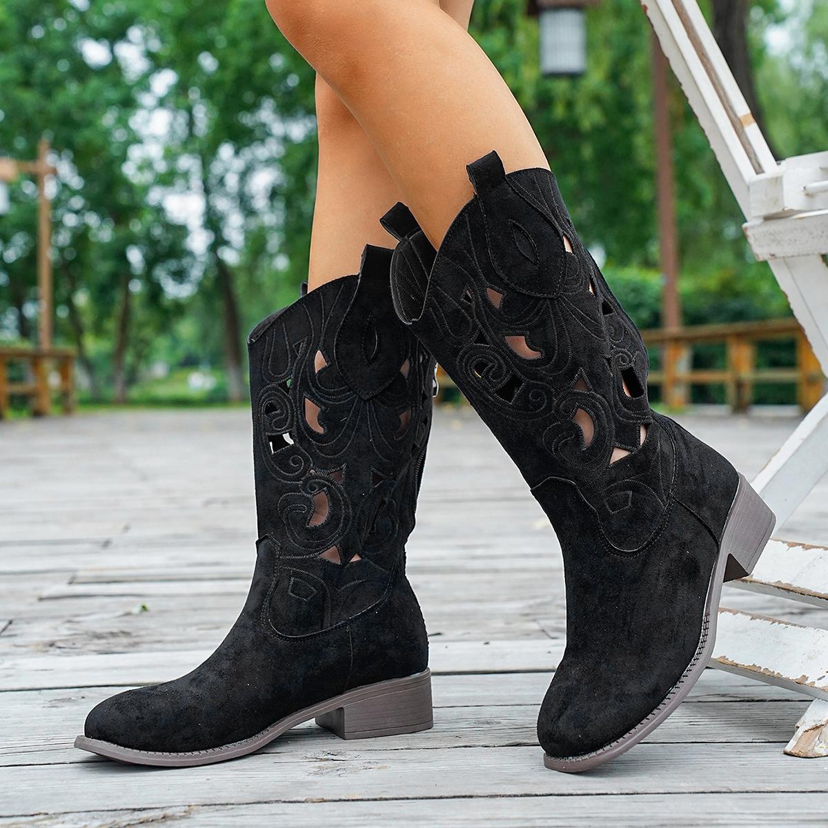 

Fashion Classic Suede Western Cowboy Boots Women 2025 Autumn Vintage Hollow Out Medium Heel Riding Boots Ethnic Style Designer Shoes 42