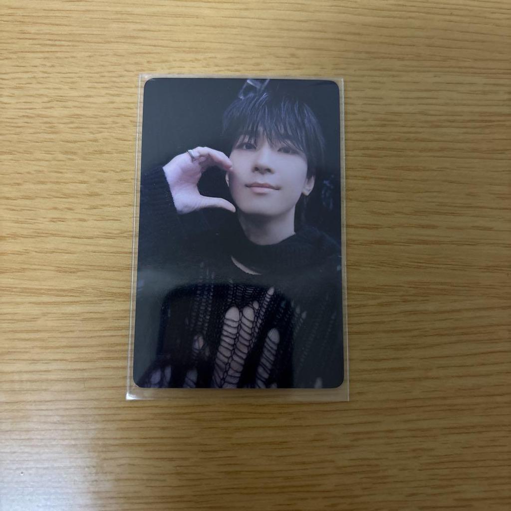 [USED] SEVENTEEN 17 IS RIGHT HERE Wonwoo trading card yzy