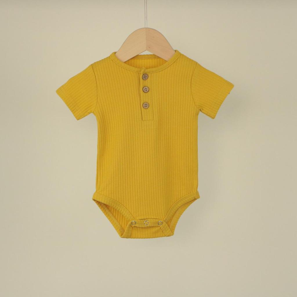Gerippter Kurzarm-Strampler für Neugeborene - Unisex-Frühlings- bis Herbst-Outfit