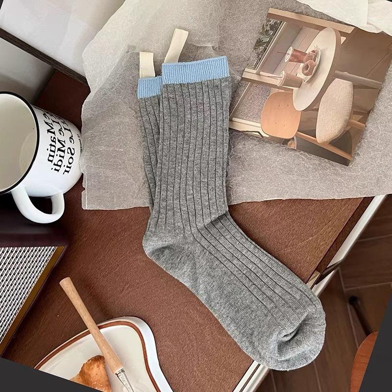 Haha! Hard To Refuse, Gray-Blue Socks, Sweet Ribbons, Bow Buttons, Stacked Socks.