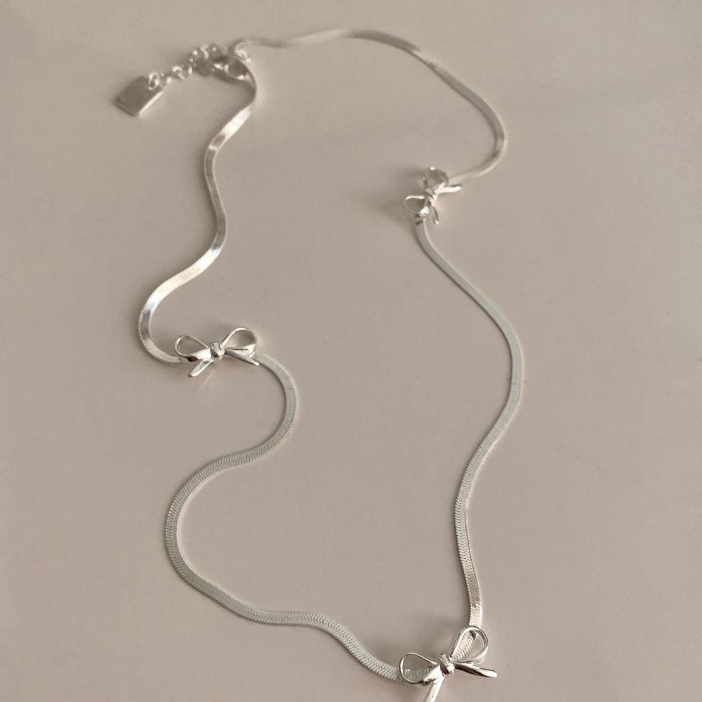 Pearl Butterfly Necklace Female Design Sense High Sense Does Not Fade Accessories Collarbone Chain Tide