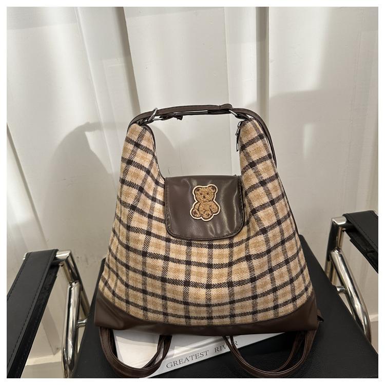 

Large capacity new 2025 academy style backpack plaid versatile shoulder cute bear shoulder messenger tote bag