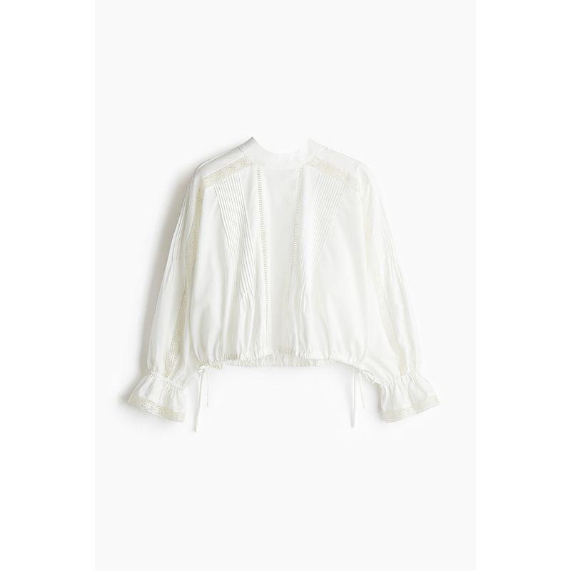 

HM Women s Shirt 2025 Autumn New Arrival Oruo Style Lace Inlaid Lotus Leaf Edge Sleeve Loose Long Sleeves 1271121 Cream color 170/104