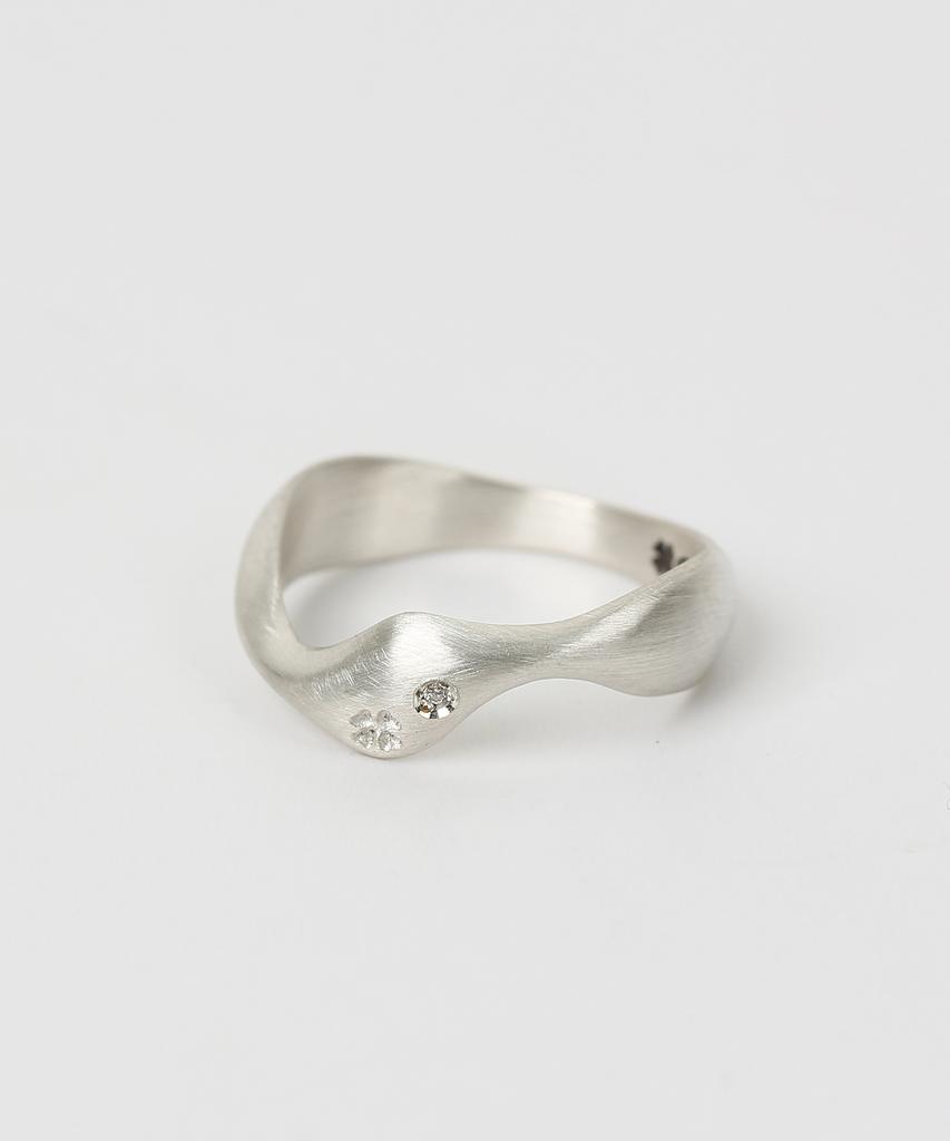 Graynoise Clover Wave Ring W (925 Silver)
