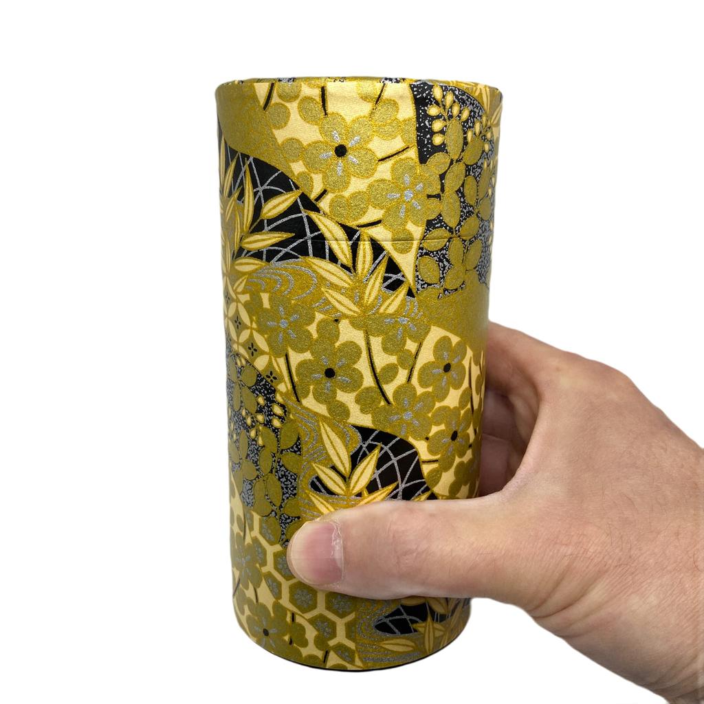 Noguchi Kumataro Tea Garden Tea Caddy, Large Capacity 200g, with Washi Paper Cover and Inner Lid, Golden Design, Made in Japan, Stylish