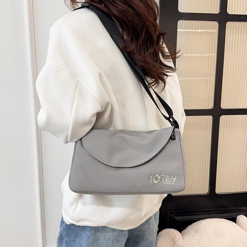 

Solid Color Fashionable Lightweight Crossbody Shoulder Bag - Stylish, Large Capacity, Versatile Korean Style серый