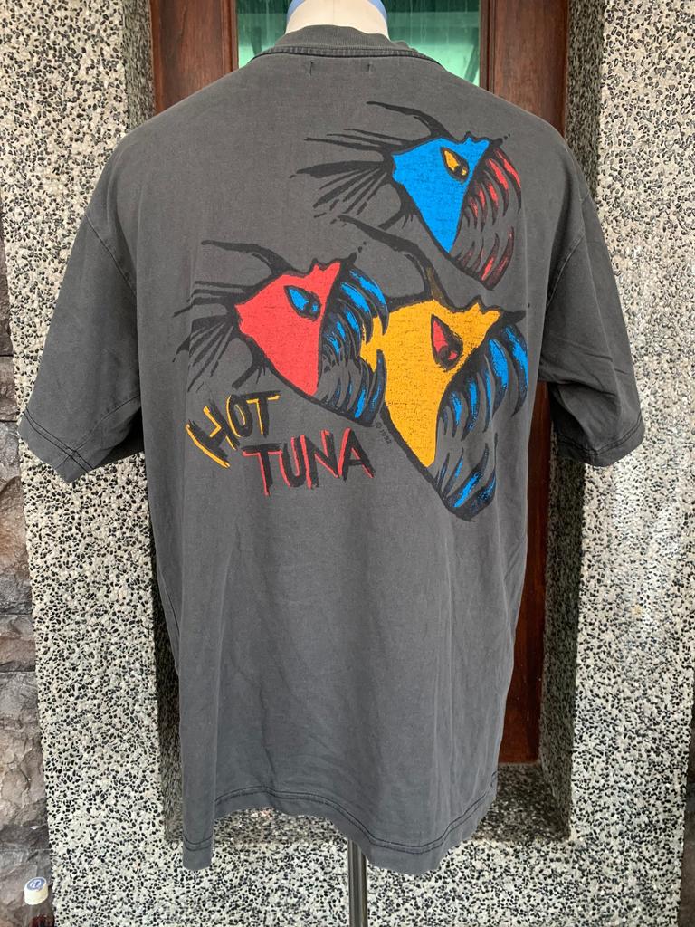 Vintage 90s Hot Tuna Australia Surf/Surfing T Shirt