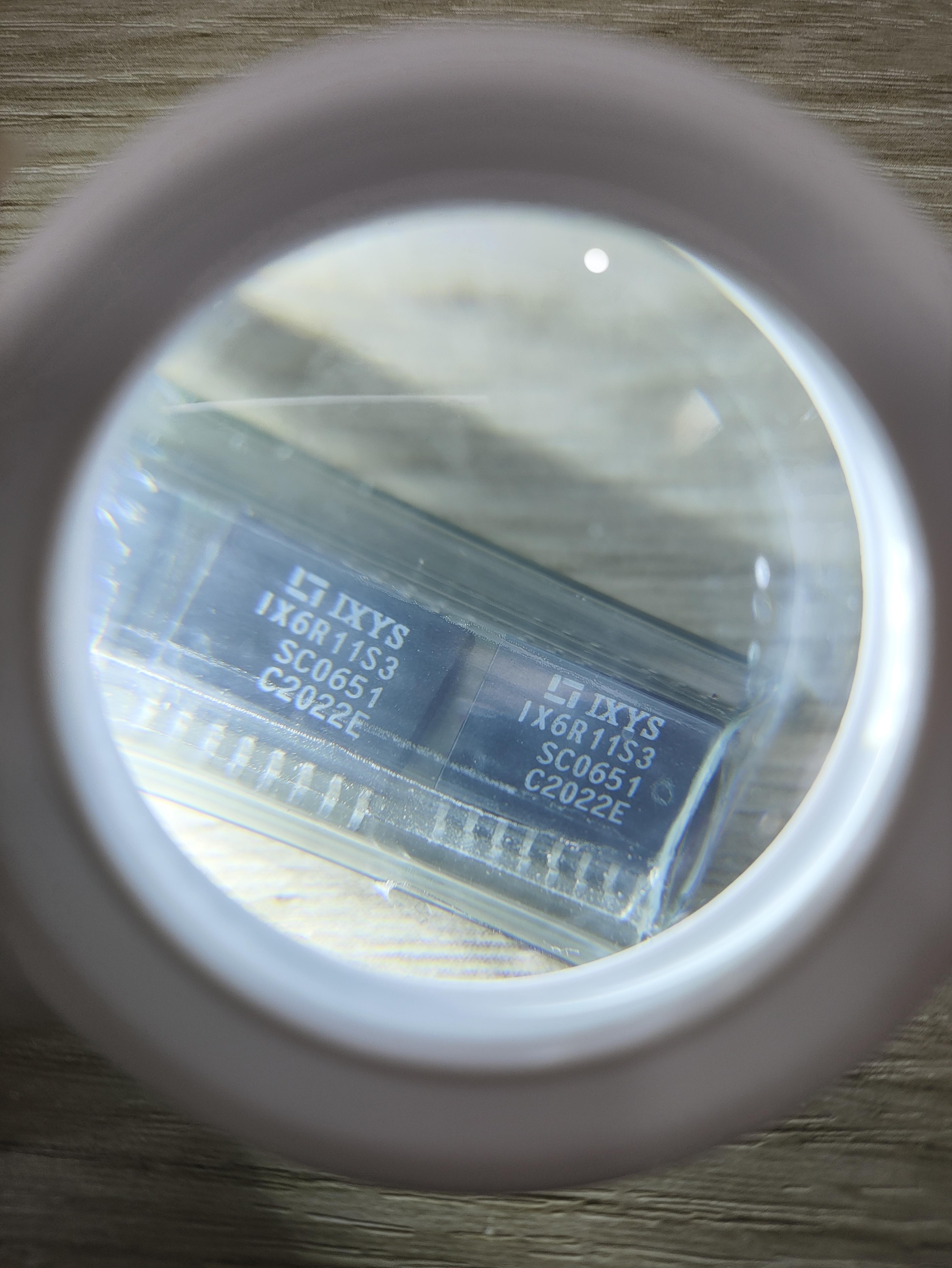 

IX6R11S6 Driver 600V 6A 2Out Hi/Lo Side Half Brdg Non-Inv 18Pin SOIC