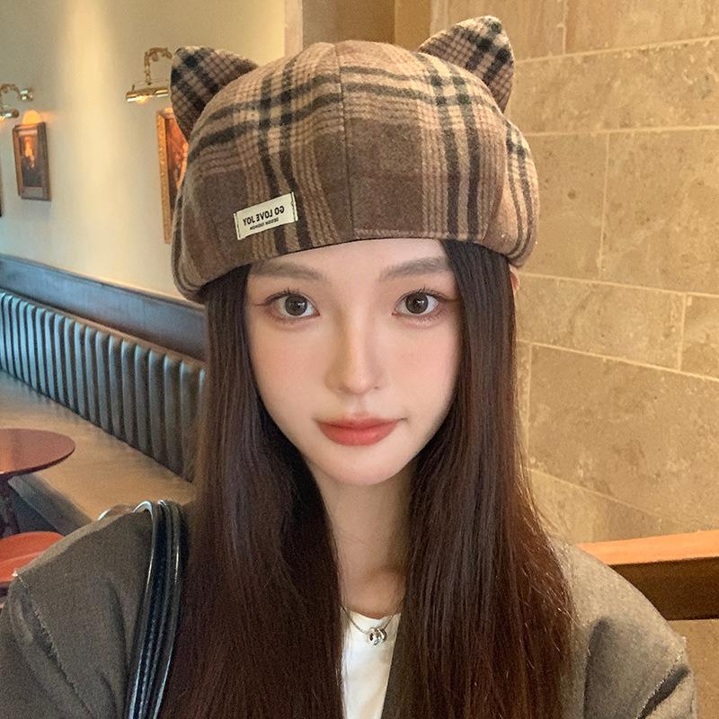 Hat Women's New Style Retro Plaid Cute Cat Ears Beret Japanese Style Autumn and Winter Face Showing Little Painter Hat Trend