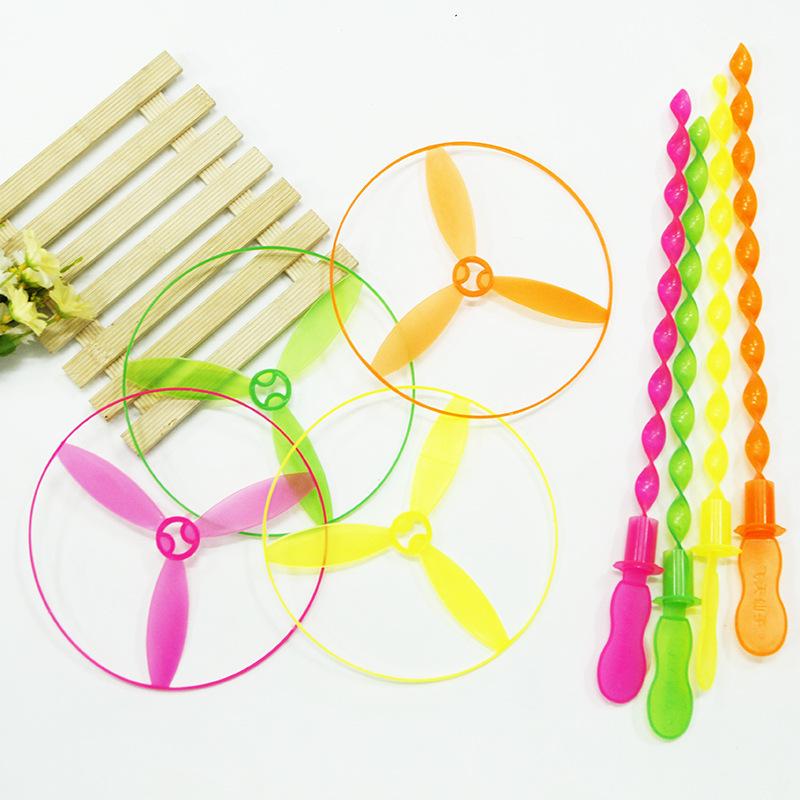 5Pcs/lot Mix Spin Color Light Outdoor Flying Saucer Disc Category UFO Toys Kids Plastic Classic Toys Baby Gift