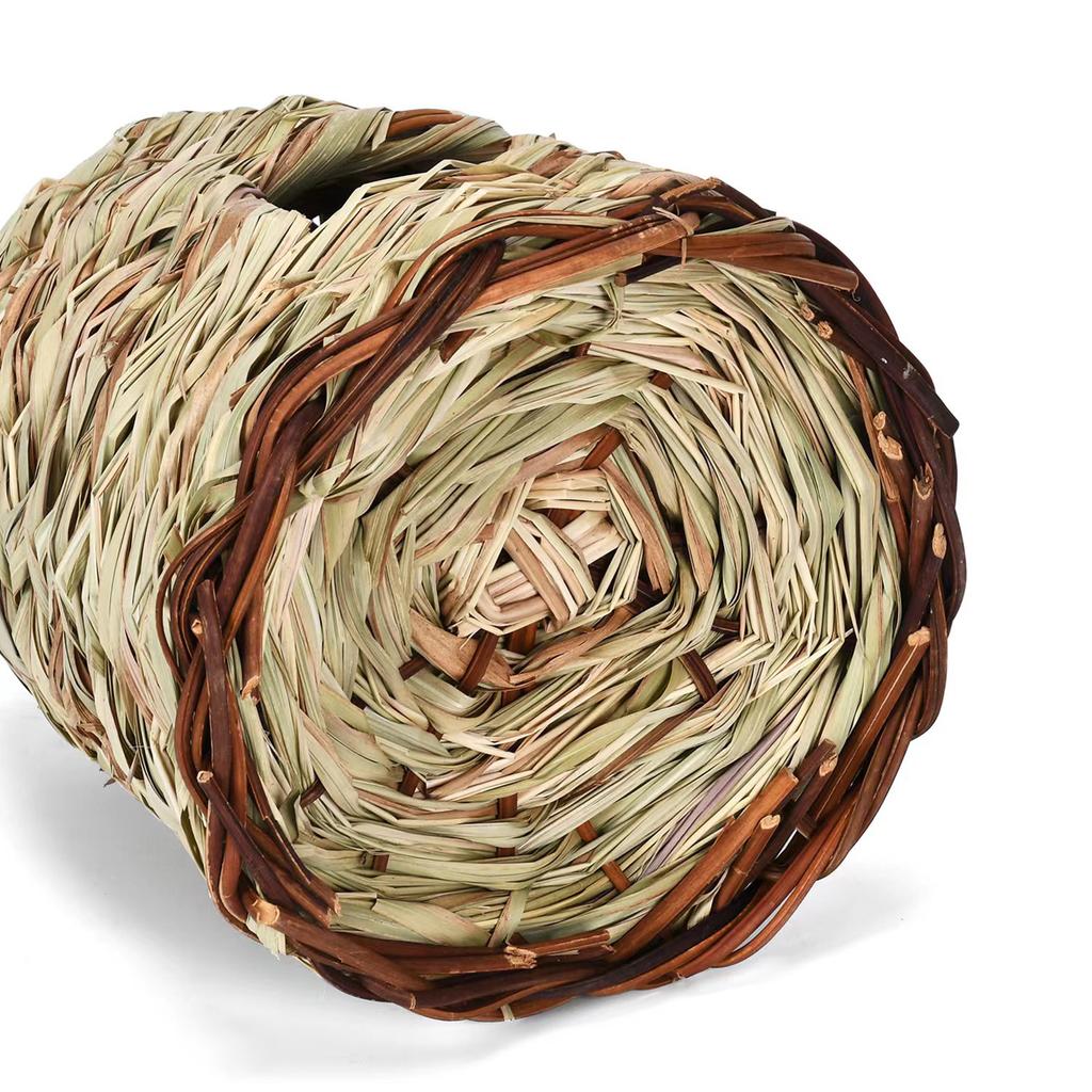 Handwoven Straw Bird Nest Parrot Hatching Breeding Grass Cave Hanging Bird House Cage Outdoor Garden Shelter Hideaway