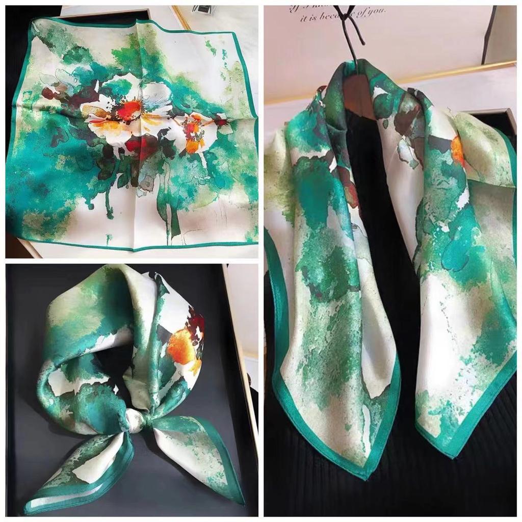 Eleganti Foulard di Seta da Donna Con Centinaia di Camicie, Assistenti di Volo, Decorazione Professionale, Protezione del Collo, Foulard, 70 Foulard Quadrati Piccoli.
