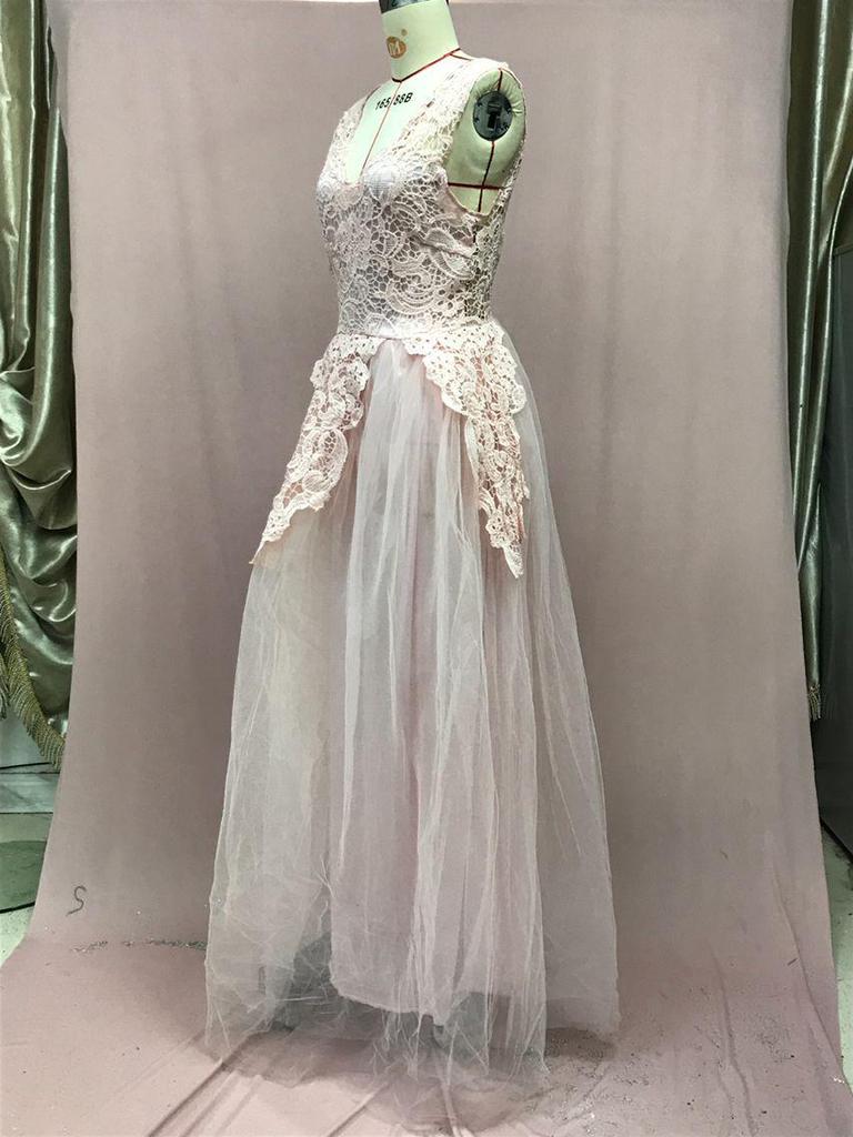 2025 Stylish Lace Wedding and Evening Gowns: New European & American Trends in Three Colors
