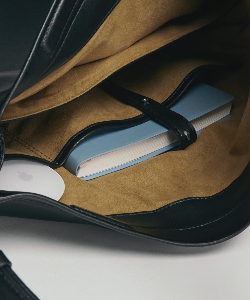Zoeet Sorae Hobo Leather Bag (Midnight)