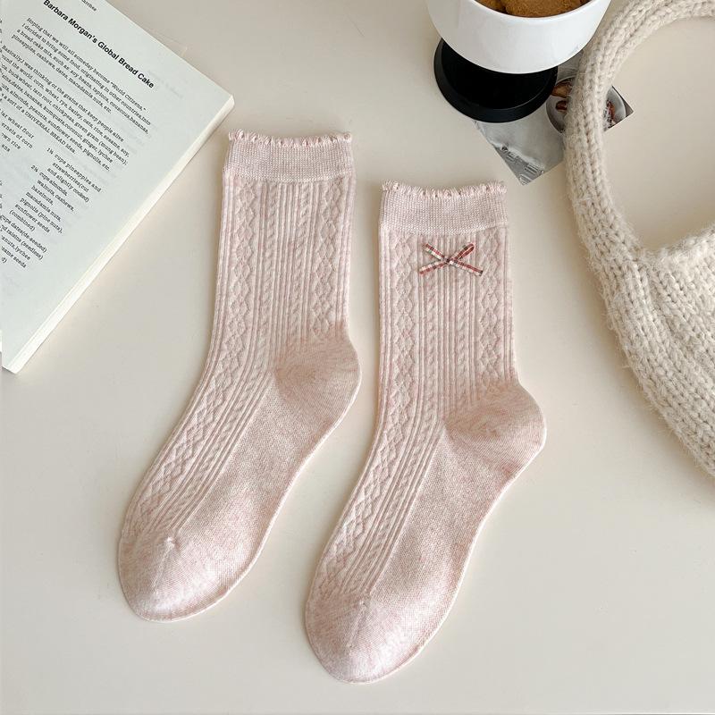 2025 Autumn Women's Japanese Style Embroidered Puppy Mid-Calf Socks - Fashionable, Versatile, Butterfly Scrunch Design