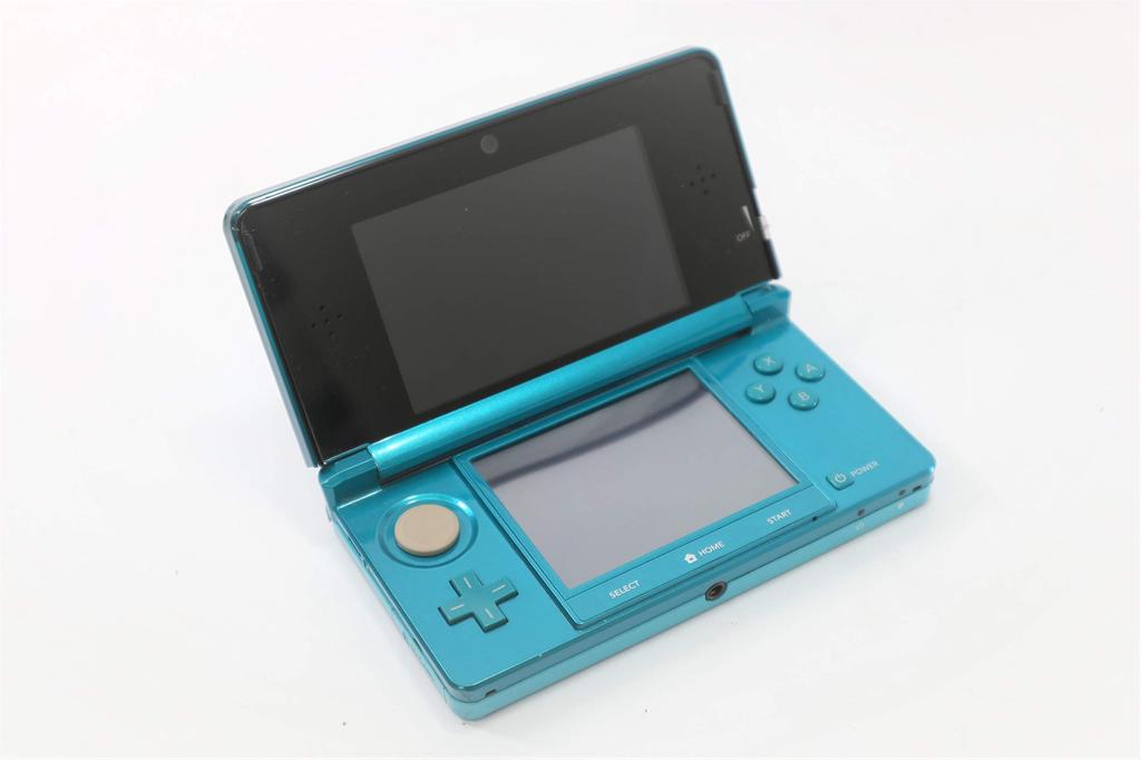 Nintendo 3DS Aqua Blue by [Discontinued Manufacturer]