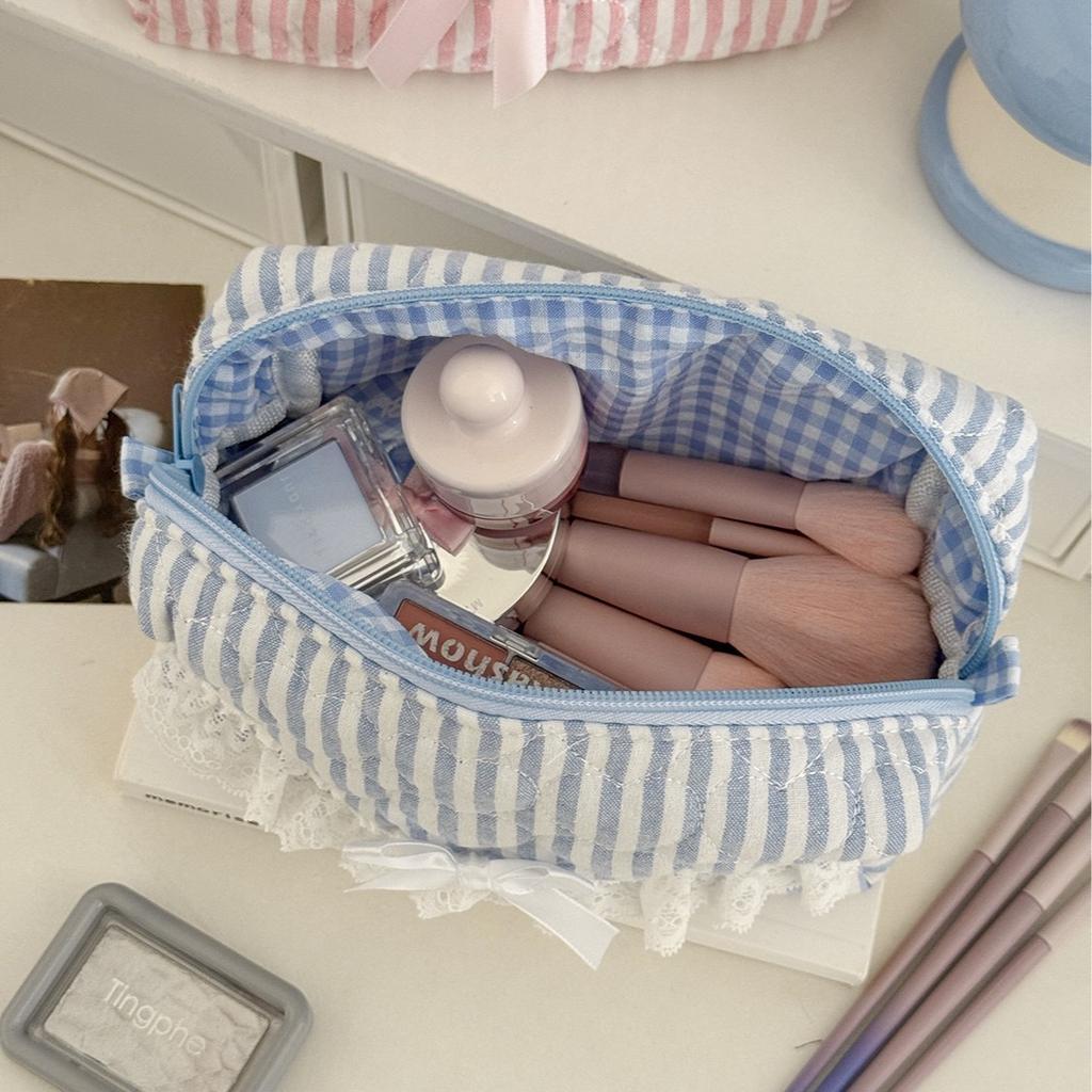 Pink and blue striped, high-appearance, sweet and fresh ins-style student girl clutch bag with sweet lace storage pouch