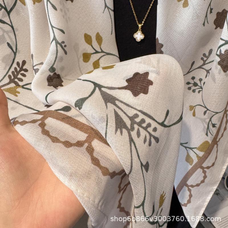 Fashion Printed Square Scarf Women Neck Shawl For Daily Wear