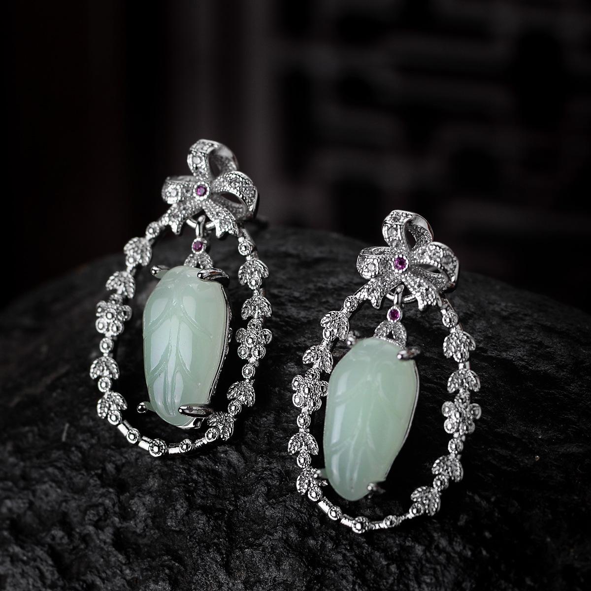 

Серьги из нефрита в стиле ретро Хотан, женские, легкие, роскошные, темпераментные, старинные, в форме листа, серьги-гирлянды