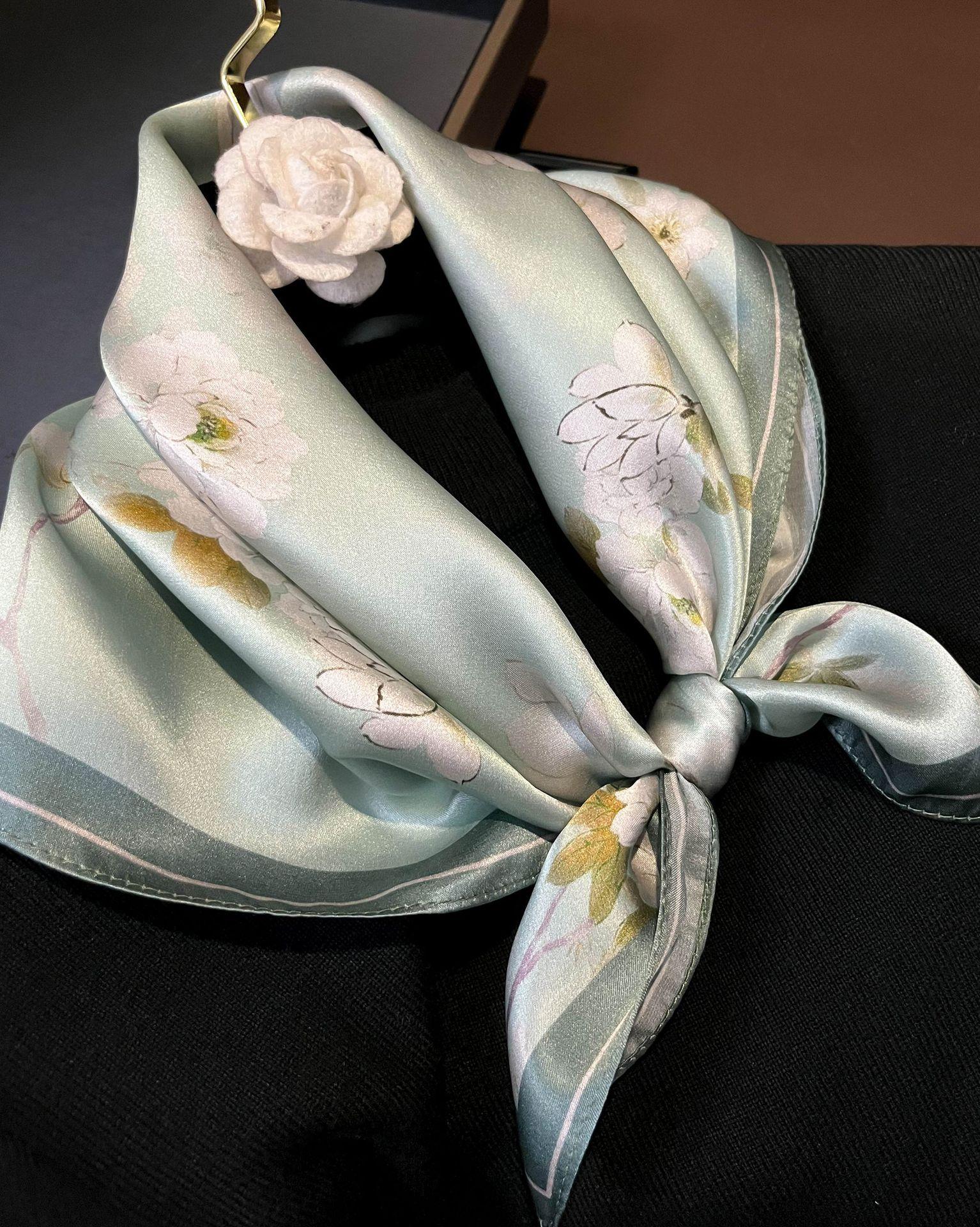 Yiran Shoe Industry Women's Natural Real Silk Scarf Shawl Bandana Square Scarves Wrap Kerchief Mulberry Spring Fashion High Quality Hijab 53Cm