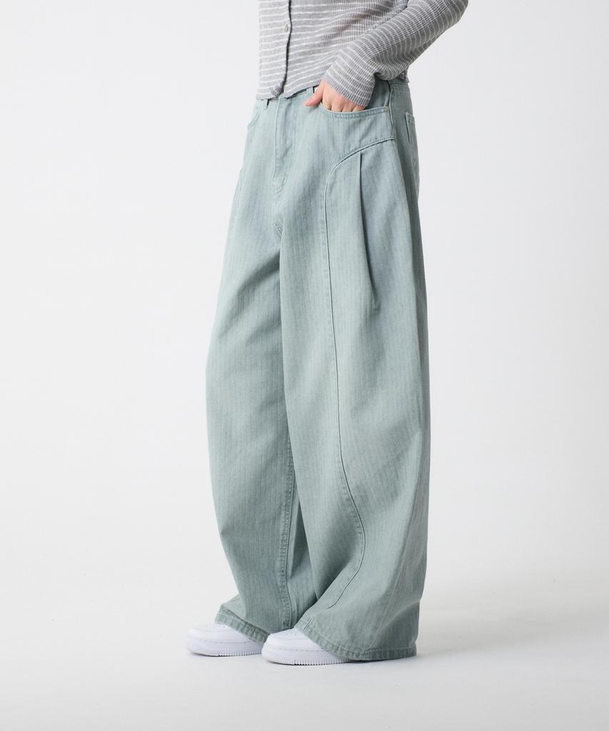 UNKNOWN PLANET Side Cut Tuck Pleat Wide Pigment Cotton Pants Green