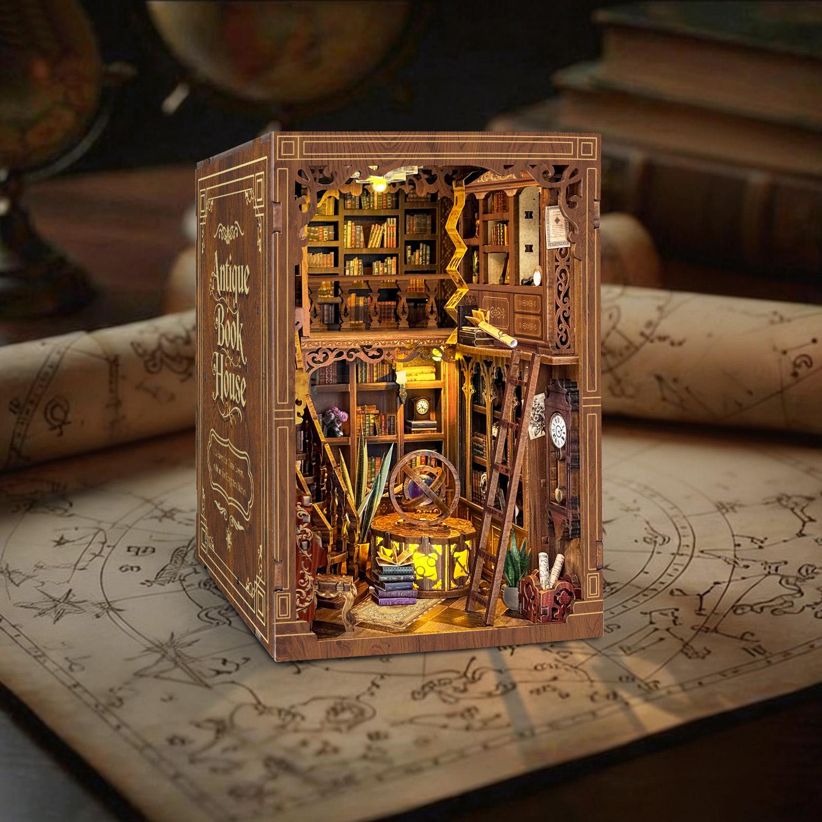 New Wanjuan Bookstore Fujian Province Wooden Mini Handmade DIY Bookend Cottage Miniature Architectural Model
