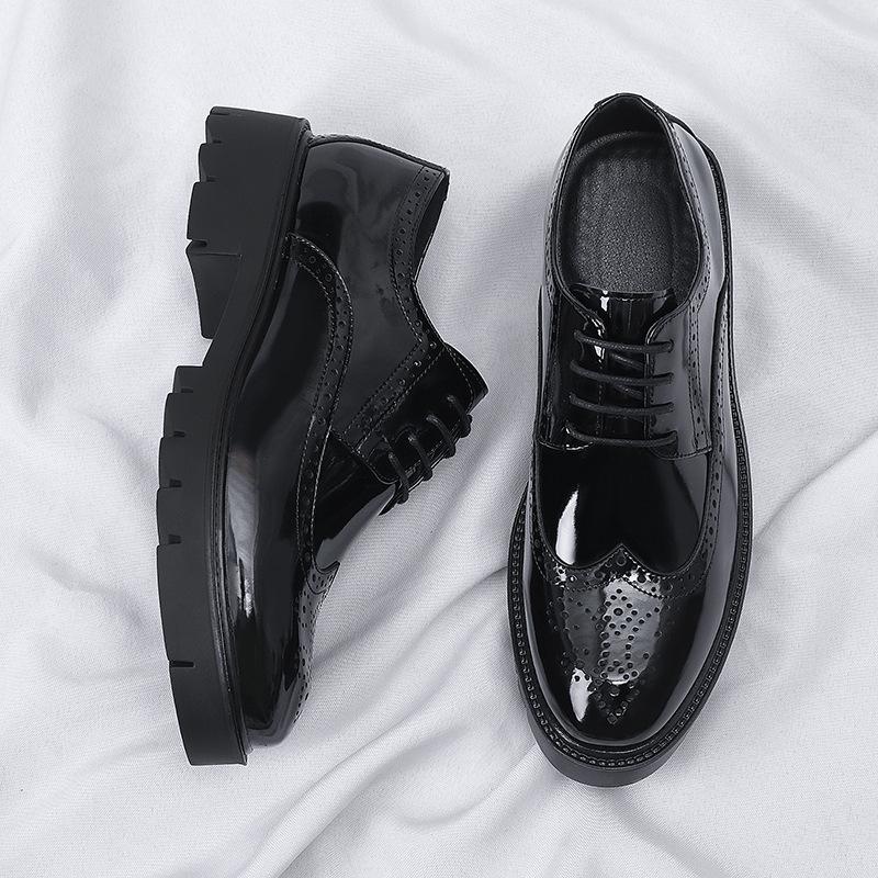 Casual leather shoes men's British engraved Brock leather shoes Korean version trend inner height increase 8CM men's shoes glossy patent leather shoes