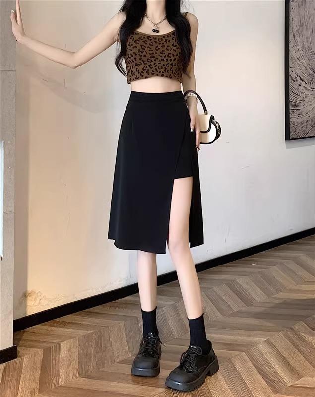 Slimming High-Waisted Black Midi Skirt with Slit for Summer 2025