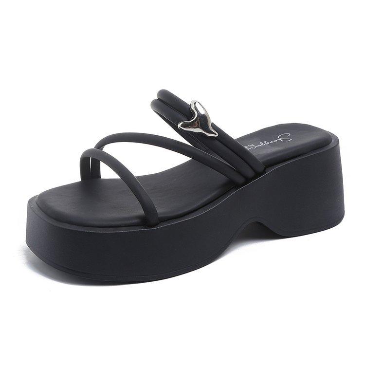 Small summer height increase retro platform slippers 2025 new cross-strap platform shoes Roman sandals