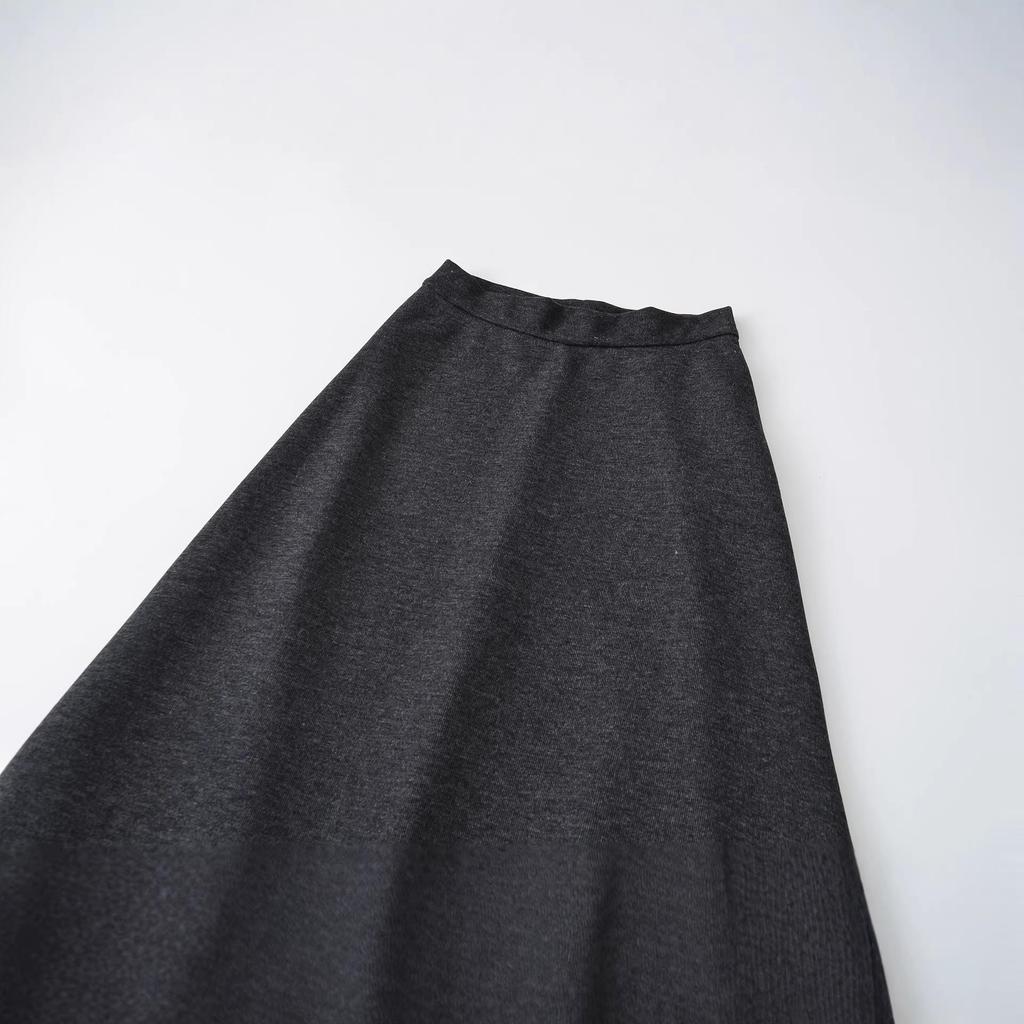 2026 Autumn/Winter Women's High-Waisted A-Line Woolen Skirt - Versatile, Long, Thick, and Slimming