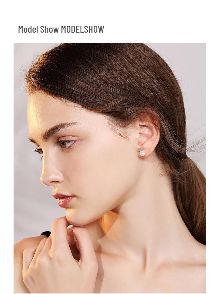 Sterling Silver Rabbit Pearl Stud Earrings with Zircon